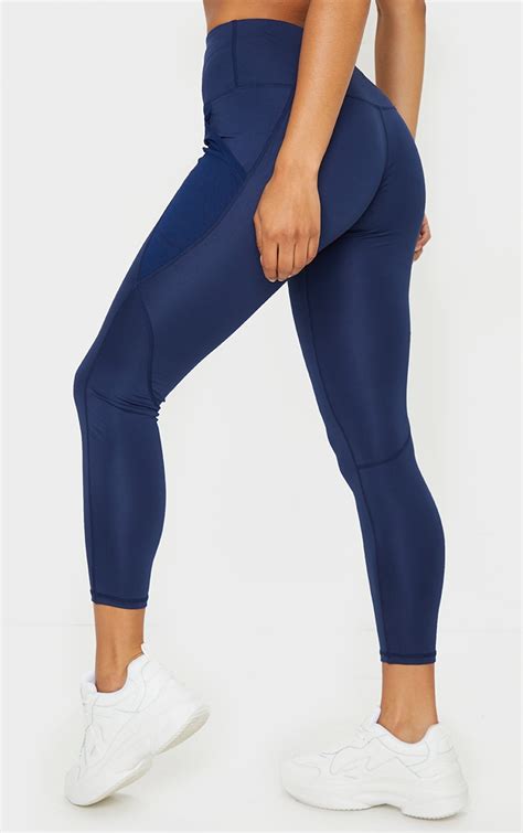 navy blue leggings with pockets.